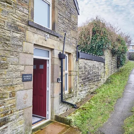 Host & - Ramblers Retreat *