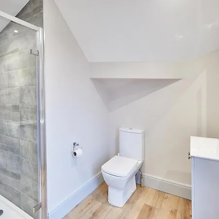 Holiday home Host & - Ramblers Retreat *